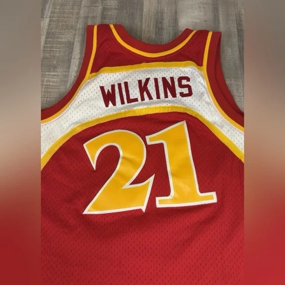 Dominique Wilkins - Hawks Basketball Jersey